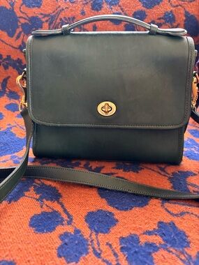 Coach bottle green leather court bag